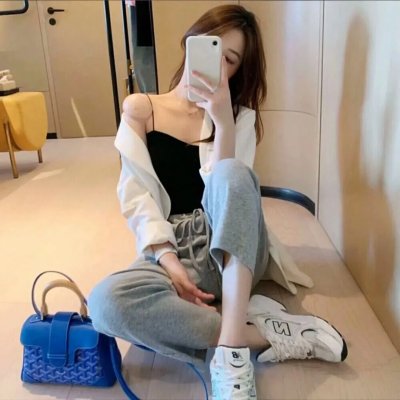男极探射灯